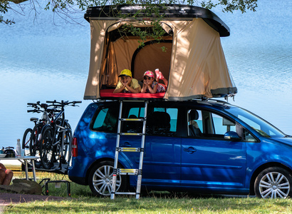 Car Roof Tent Hire : zoom on our customers' family road trips